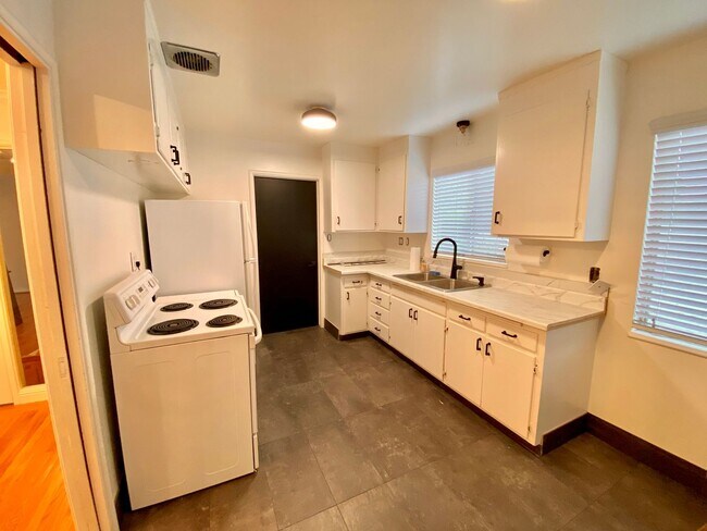 Foto del edificio - Recently Remodeled 3BD/2BA Southside Downt...