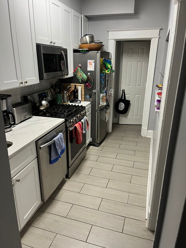 Foto del edificio - 608 Madison St NW