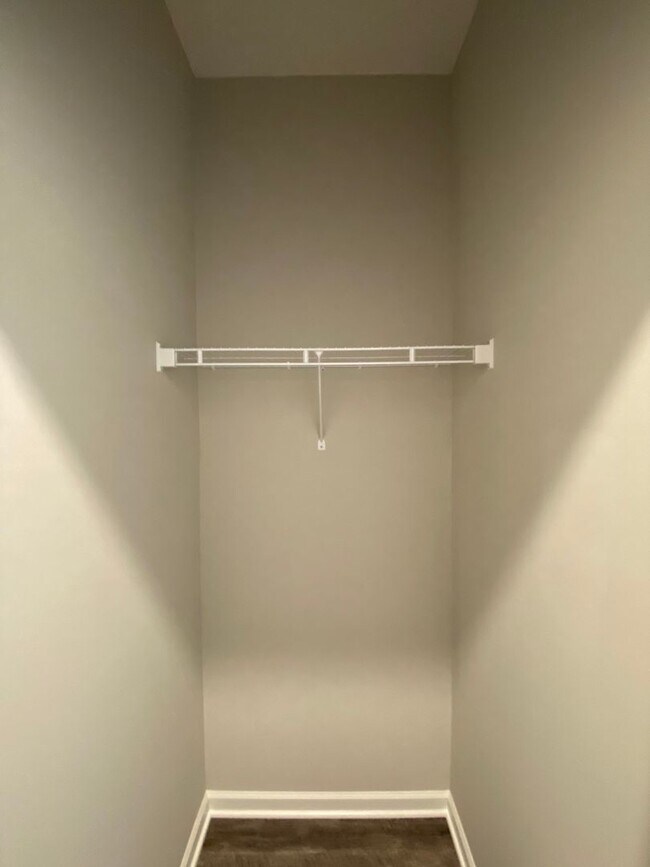 Building Photo - Beautiful 3 Bed 2.5 Bath Townhome In Murfreesboro