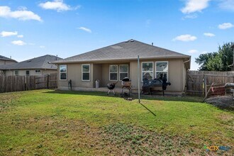 Building Photo - 376 Musgrav