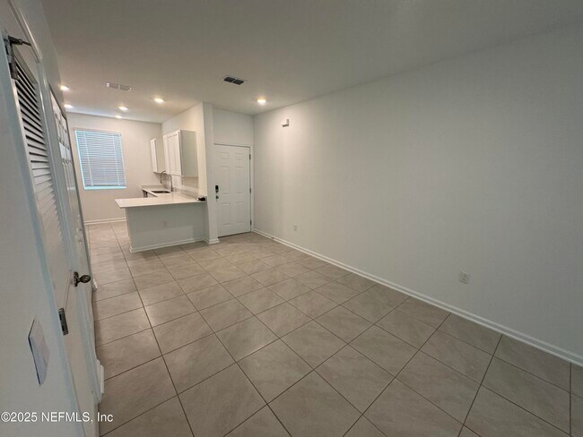 Building Photo - 109 Montellano Rd