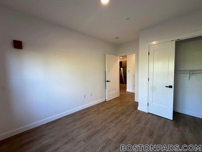 Building Photo - 199 Gardner St