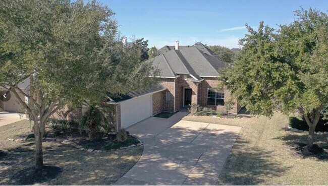 Foto del edificio - 21110 Dover Park Ln
