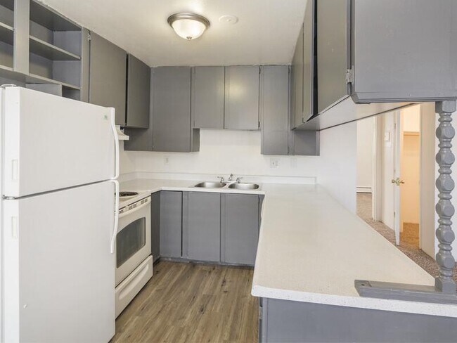 Foto del edificio - Penrose Plaza