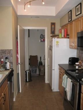Foto del edificio - 4711 Spicewood Springs Rd