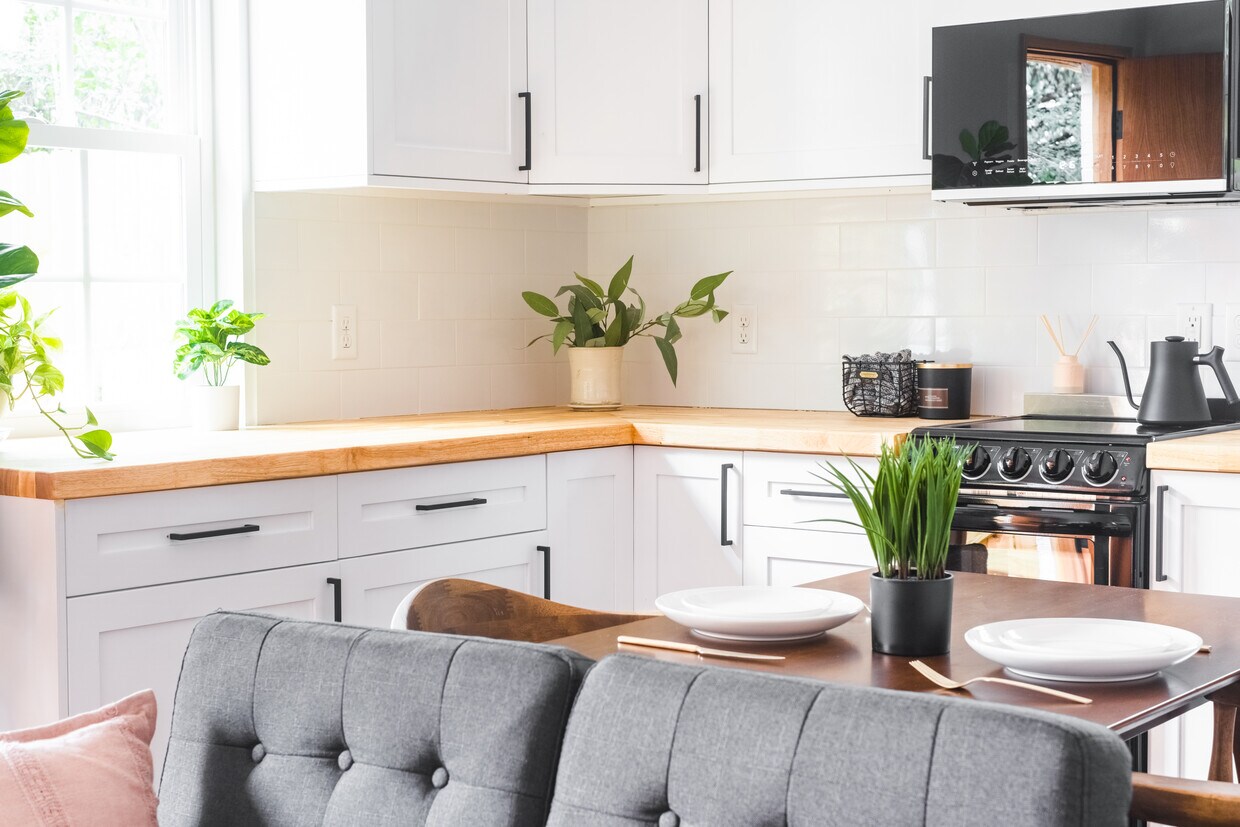 Kitchen - 420 College Blvd