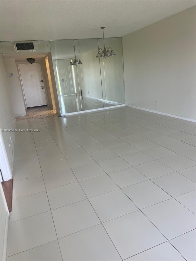Foto del edificio - 3801 Environ Blvd