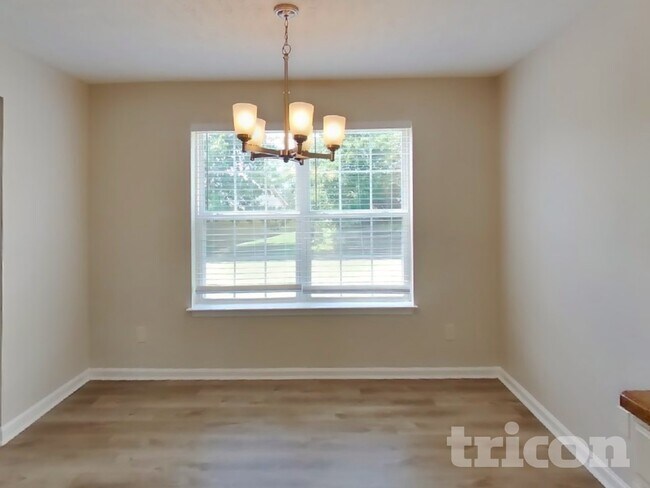 Foto del edificio - 673 Mable Dr