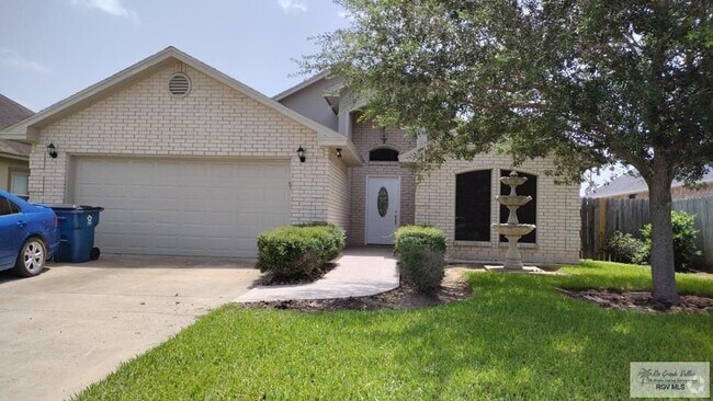 Building Photo - 4860 Larkspur Dr