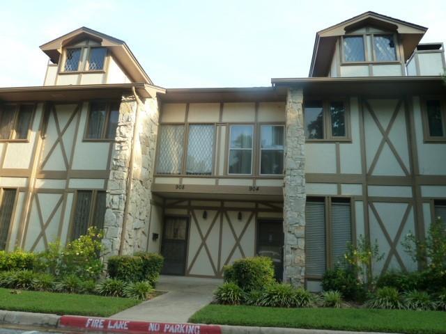 Primary Photo - 908 Chateau Valee Cir
