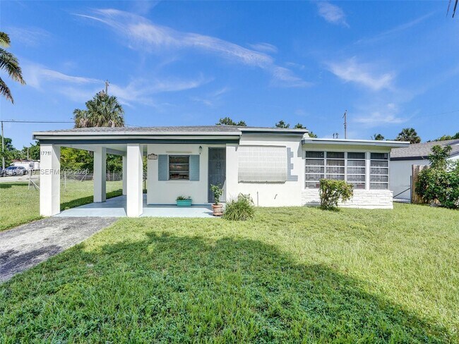 Building Photo - 17791 NE 13th Ave