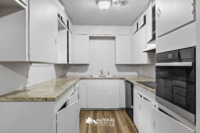 Foto del edificio - 403 Dogwood Ln