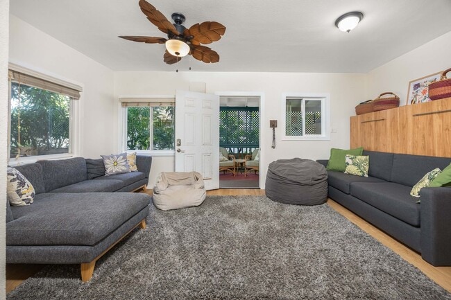 Building Photo - 59-018 Holawa St