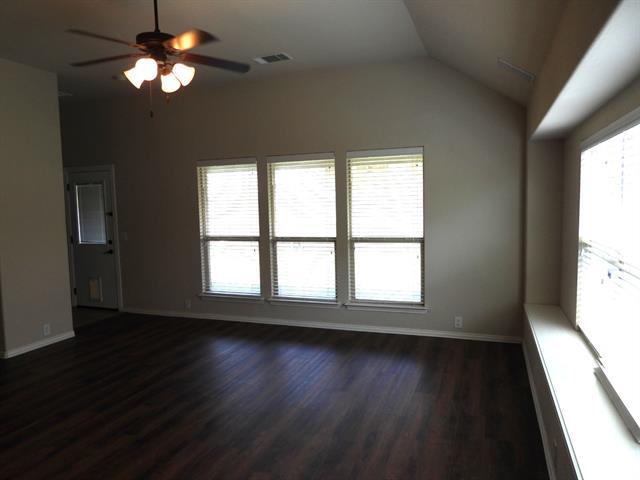 Foto del edificio - 1311 Fox Glen Trail