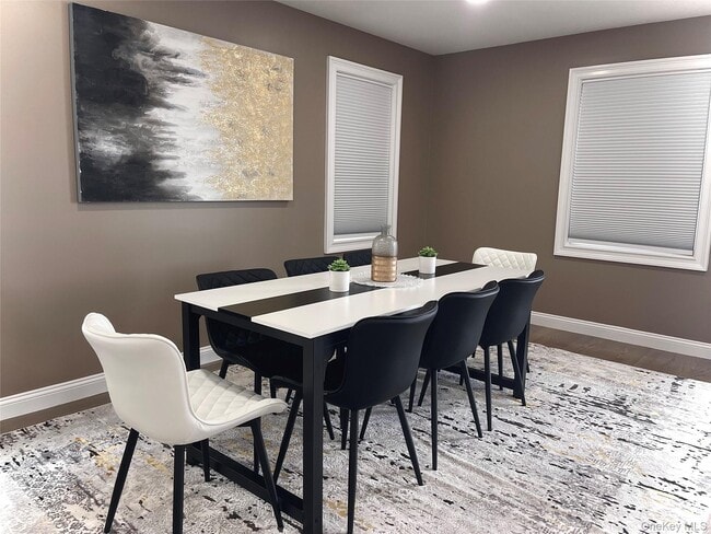 Foto del edificio - 91 E Fulton St