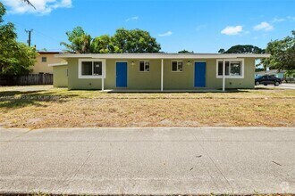 Building Photo - 1242 NW 2nd Ave