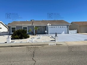 Building Photo - 26218 McCall Blvd