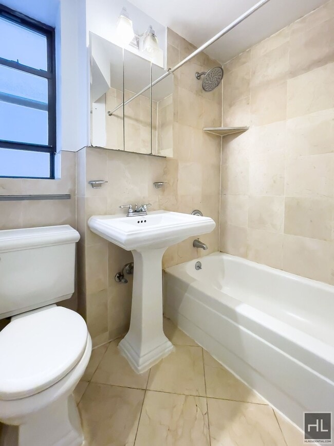 Foto del edificio - East 13th Street