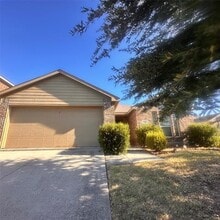 Building Photo - 708 Westgate Ct