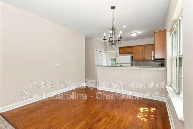 Building Photo - 106 Walden Ridge Way