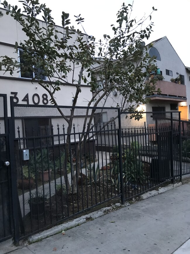 Building Photo - 3408 Chapman St