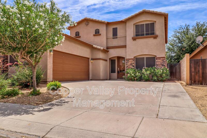 Foto principal - 519 E Rainbow Dr