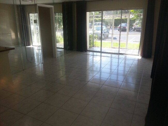Foto del edificio - 3040 NE 16th Ave