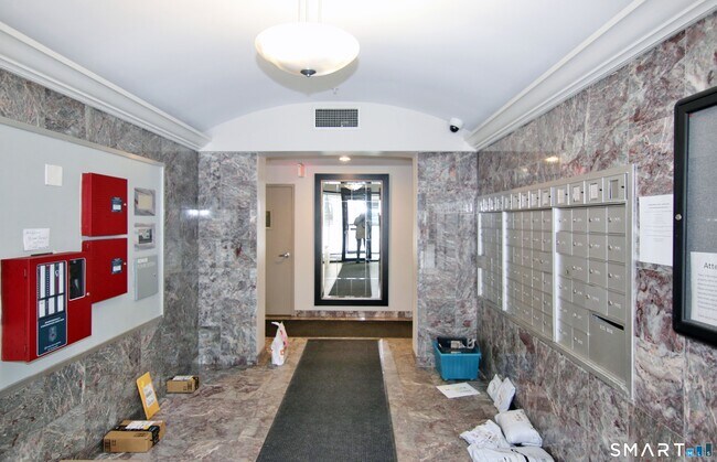 Foto del edificio - 300 Broad St