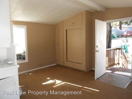 Primary Photo - 334 Mill St