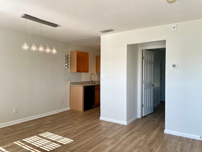 Foto del edificio - 5011 Starfish Dr SE