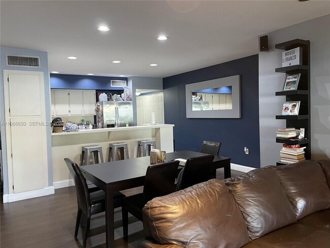 Building Photo - 16503 Bridge End Rd