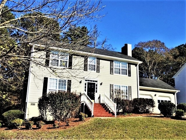 Building Photo - 1550 Summit Pond Cir