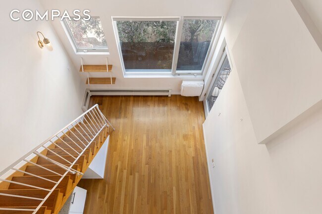 Foto del edificio - Spacious duplex in South Slope