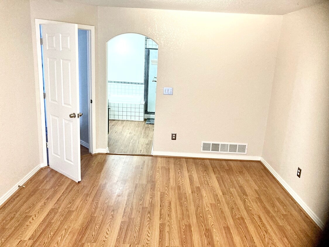 Photo - 12450 E Iliff Pl (Aurora, CO)