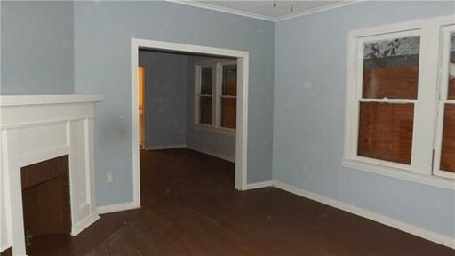 Building Photo - 4930 Parry Ave