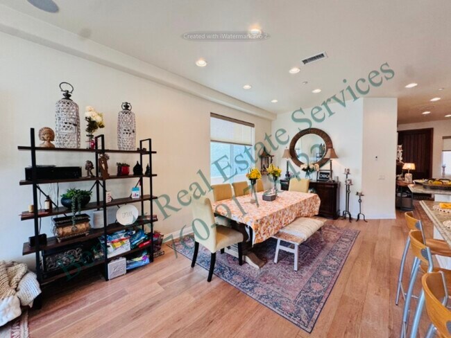 Foto del edificio - 4527 Cove Dr
