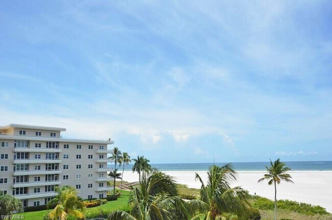 Foto del edificio - ** APRIL 2026 AVAILABLE ***FURNISHED SEASONAL RENTAL***MARCO ISLAND***SOUTH SEAS***