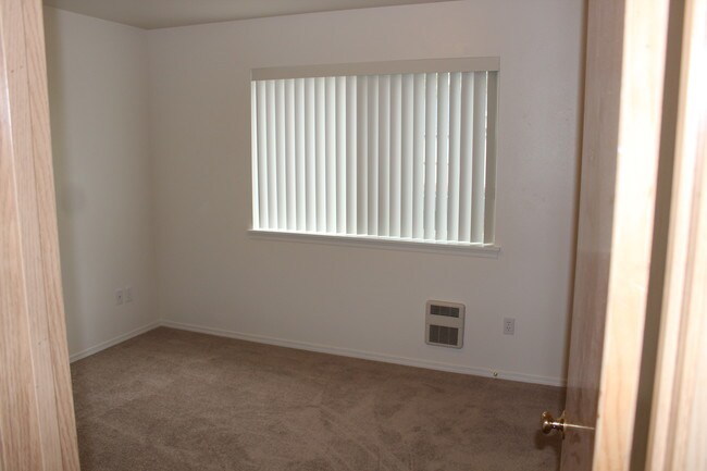Foto del edificio - 1628 Runge Ave