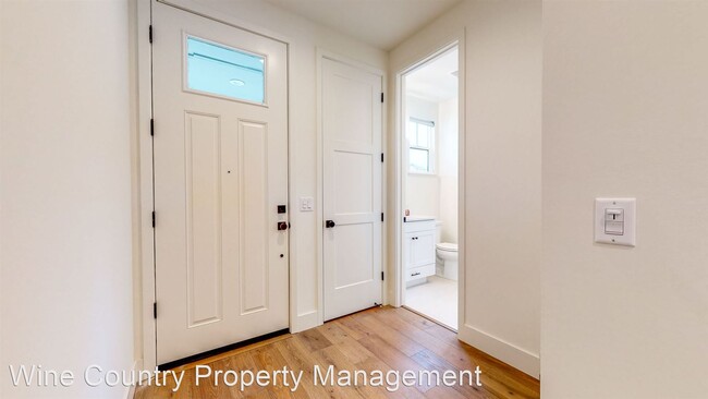 Building Photo - 3 br, 3 bath House - 1648 Winding Creek Way
