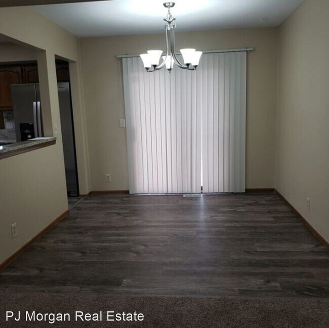Foto del edificio - 3 br, 2.5 bath House - 11039 Washington St.