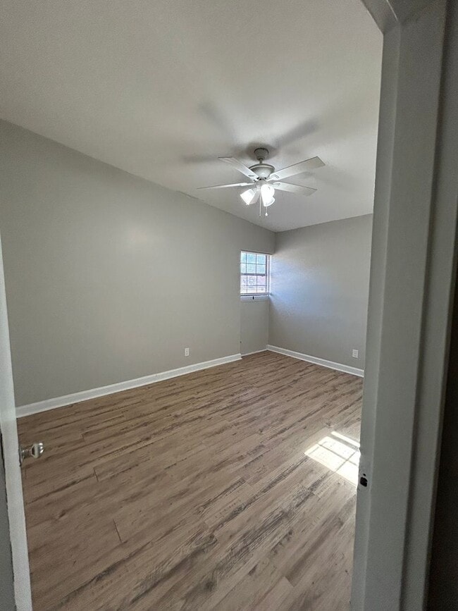 Foto del edificio - Move in now!