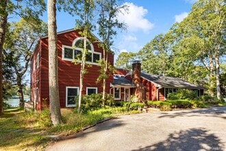 Building Photo - 3693 Pine Neck Rd