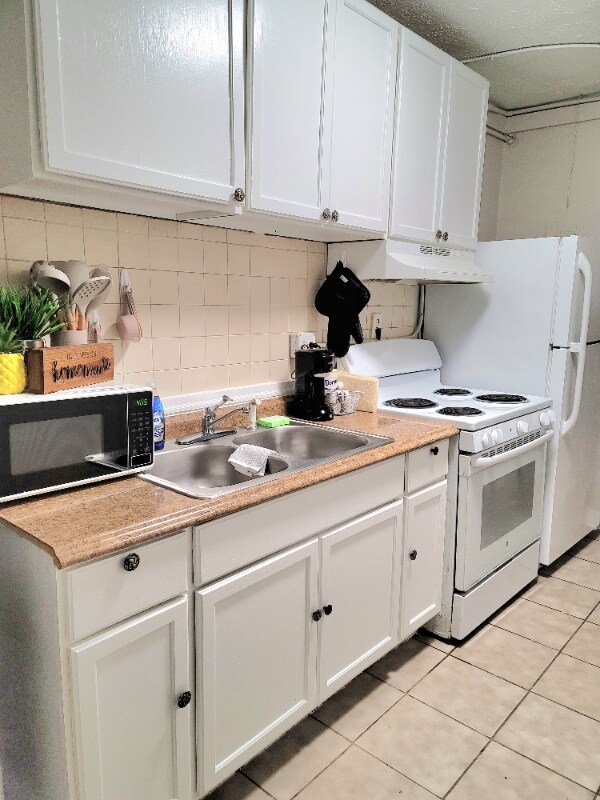 Foto del edificio - 1094 Osborne St SW