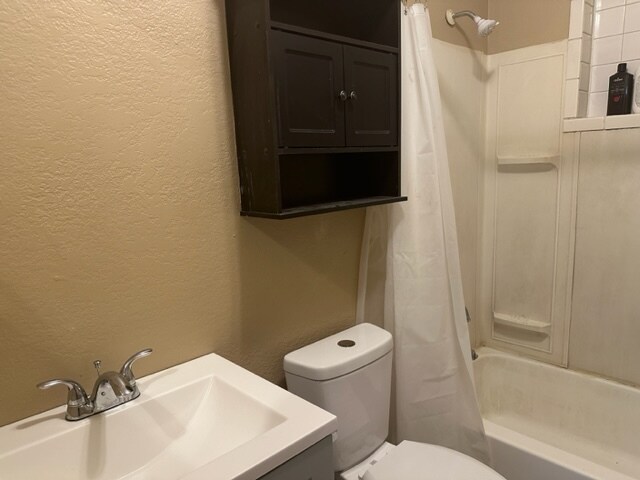 Foto del edificio - 123 6th Ave W