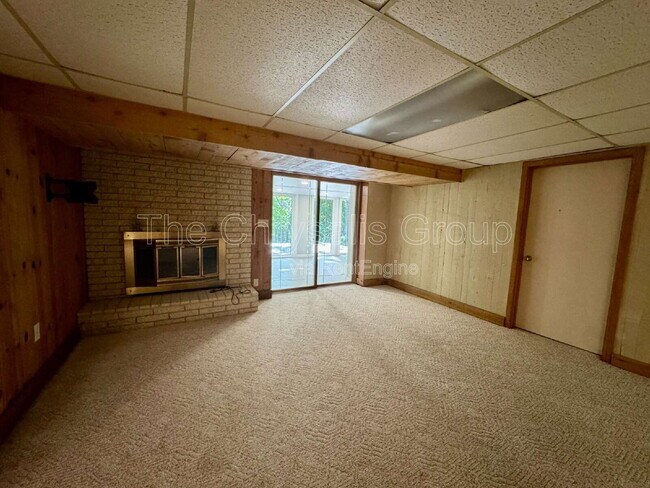 Foto del edificio - 206 Forest Park Pl