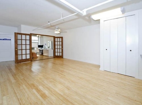 Primary Photo - 315 3rd Ave