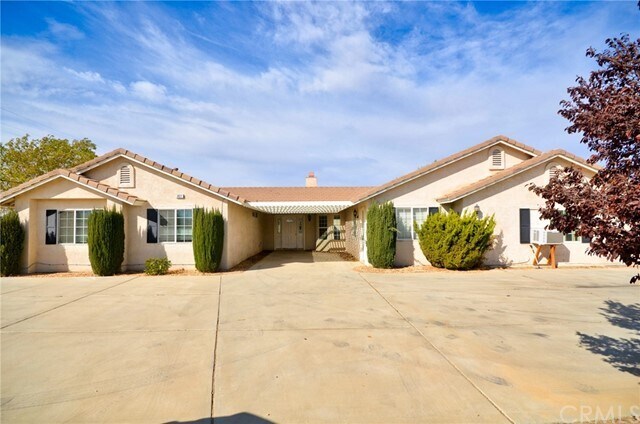 Primary Photo - 9922 Phelan Rd