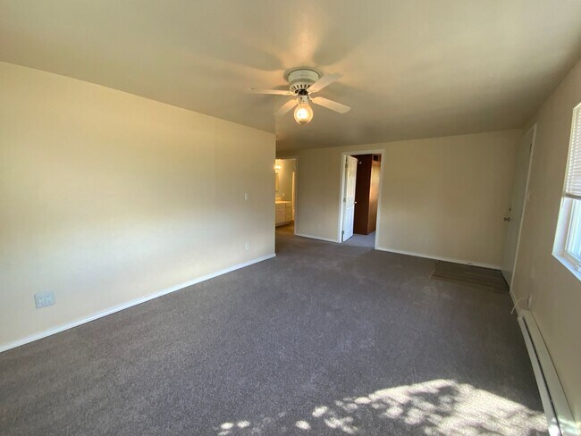 Foto del edificio - *** NEW RENT SPECIAL - $750 OFF FIRST MONT...