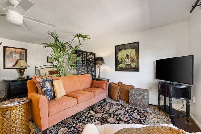 Building Photo - 4075 AZ-89