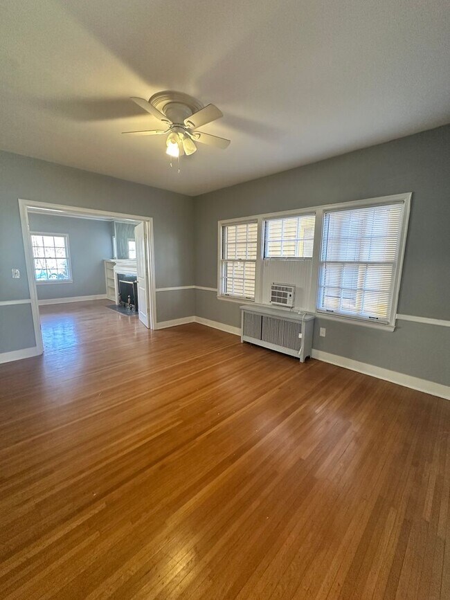 Foto del edificio - 2007 Kenilworth Pl